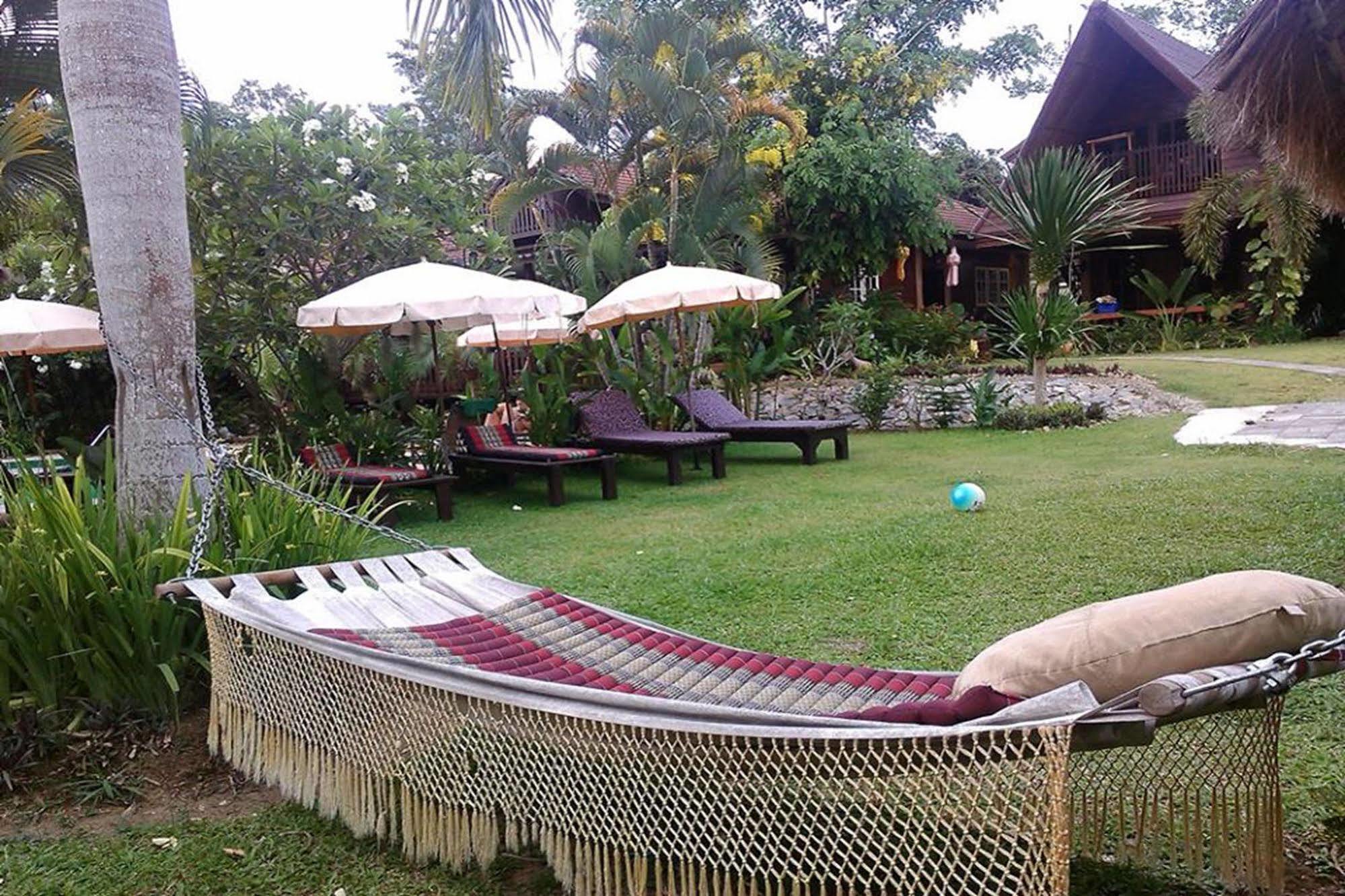Homestay Chiangrai Chiang Rai Exterior photo